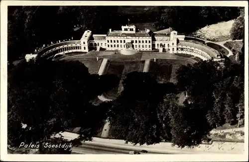 Ak Soestdijk Utrecht Niederlande, Palais, Luftbild