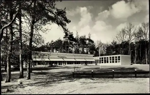 Ak Soesterberg Utrecht Niederlande, Kinabu, 't Boshuis met sportzaal