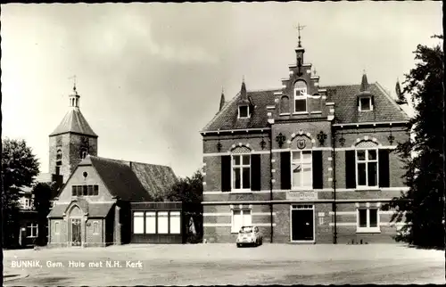 Ak Bunnik Utrecht Niederlande, Gem. Huis met H.H. Kerk