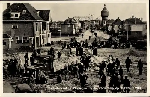 Ak Vlissingen Zeeland Niederlande, Badhuisstraat en de stormramp op 1. Febr. 1953