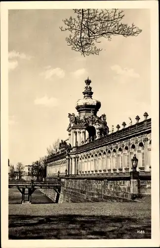 Ak Dresden Altstadt, Zwinger mit Kronentor