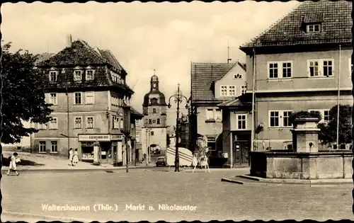 Ak Waltershausen in Thüringen, Markt und Nikolaustor