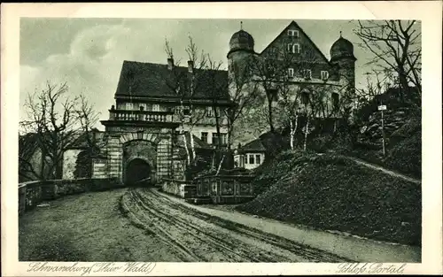 Ak Schwarzburg im Schwarzatal Thüringen, Blick auf das Schloßportal