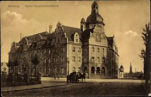 Ak Bamberg in Oberfranken, Neues Hauptpostgebäude, Kutsche