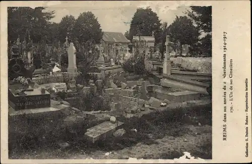 Ak Reims Marne, L'un de ses Cimetieres