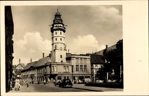 Ak Salzwedel in der Altmark, Straße der Jugend, Hotel Schwarzer Adler, Turm des alten Rathauses