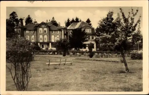 Ak Masserberg im Thüringer Schiefergebirge, Das Kurhaus mit Garten