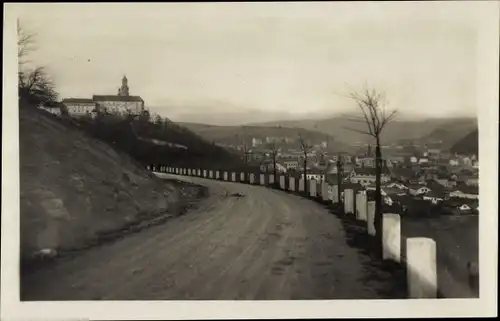 Ak Náchod Region Königgrätz, Straßenpartie, Panorama