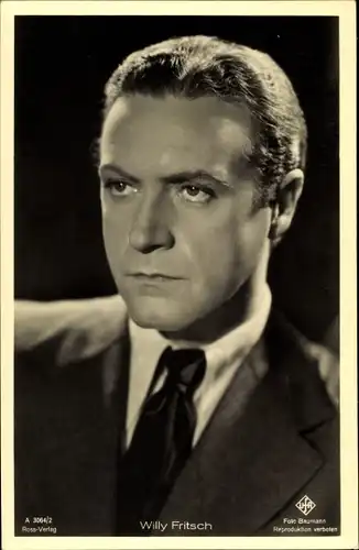 Ak Schauspieler Willy Fritsch, Portrait, Ufa Film, Ross Verlag A 3064 2