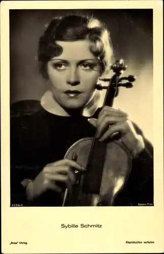 Ak Schauspielerin Sybille Schmitz, Portrait mit Geige, Ross Verlag 9256 1