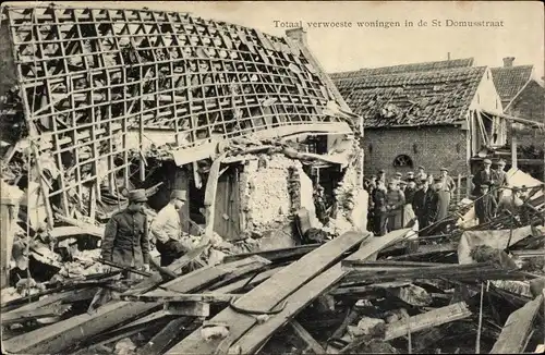 Ak Zierikzee Zeeland, Totaal verwoeste woningen in de St Domusstraat 1917, Kriegszerstörung 1. WK