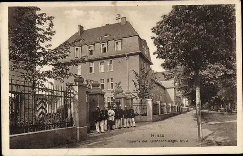 Ak Hanau am Main, Kaserne des Eisenbahn-Regts. Nr. 2