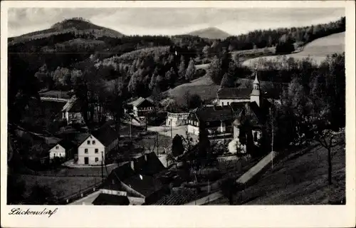 Ak Lückendorf Oybin Oberlausitz, Blick auf Ort mit Zittauer Gebirge