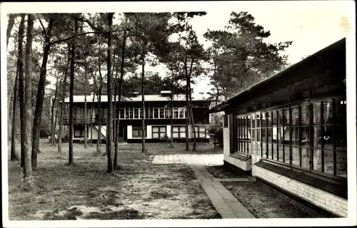 Ak Gilze en Rijen Nordbrabant, Vacantie Kinderfeest Rotterdam, Gebouwen