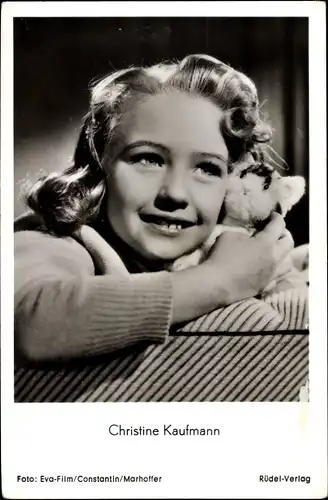 Ak Schauspielerin Christine Kaufmann, Portrait