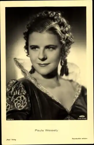 Ak Schauspielerin Paula Wessely, Portrait