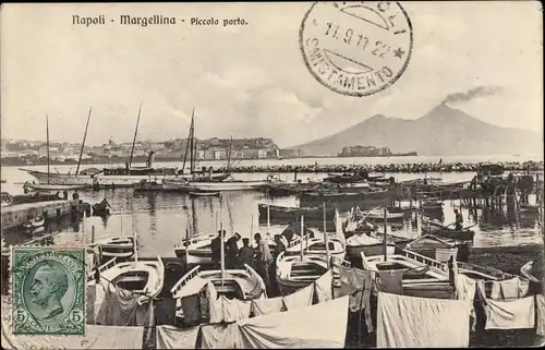 Ak Napoli Neapel Campania, Margellina, Piccolo porto, Hafenpartie, Vesuv