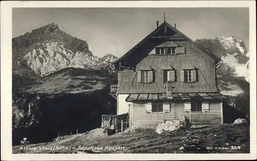 Ak Garmisch Partenkirchen in Oberbayern, Kreuzeckhaus, Zugspitze