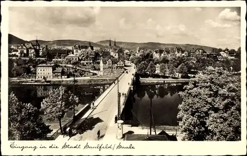 Ak Saalfeld an der Saale Thüringen, Eingang in die Stadt, Brücke