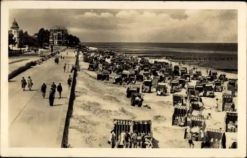Ak Ostseebad Kühlungsborn West, Strand, Strandleben
