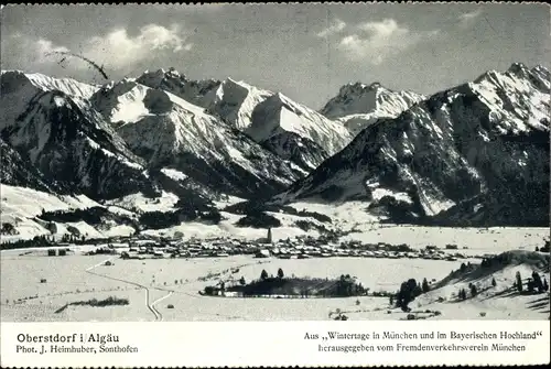 Ak Oberstdorf im Oberallgäu, Panorama vom Ort mit Gebirge im Winter