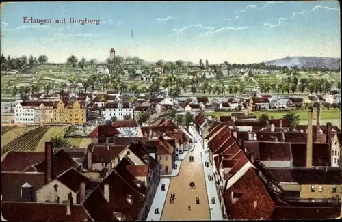 Ak Erlangen Mittelfranken, Straßenpartie mit Blick auf Burgberg