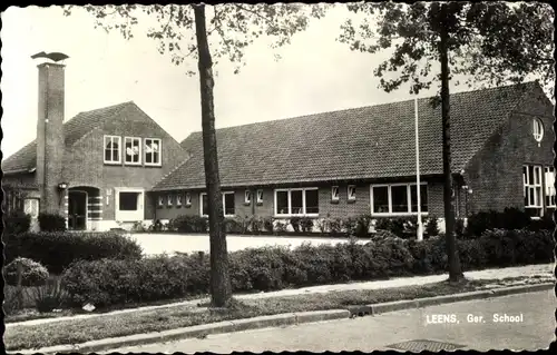 Ak Leens Groningen, Ger. School