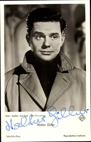 Ak Schauspieler Walter Giller, Portrait, Geliebte Bestie