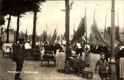 Ak Vlissingen Zeeland Niederlande, Vischmarkt