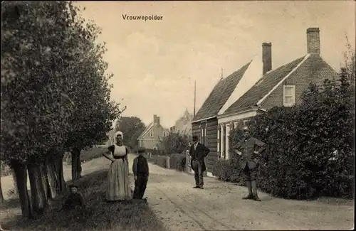 Ak Vrouwenpolder Walcheren Zeeland Niederlande, Straßenpartie