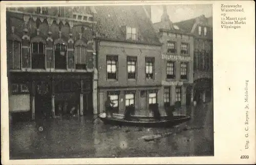 Ak Vlissingen Zeeland Niederlande, Überschwemmung am 12. März 1906, kleiner Markt