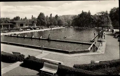 Ak Friedrichroda im Thüringer Wald, Schwimmbad