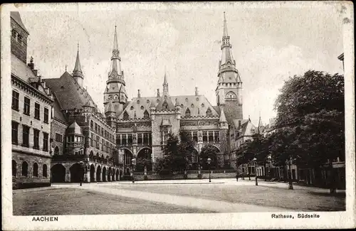 Ak Aachen in Nordrhein Westfalen, Rathaus, Südseite