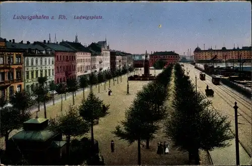 Ak Ludwigshafen am Rhein, Ludwigsplatz, Straßenbahnen, Denkmal