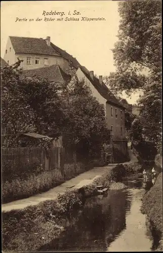 Ak Radeberg in Sachsen, Partie an der Röder mit Schloss Klippenstein
