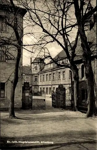 Ak Altenburg in Thüringen, Ev.-luth. Magdalenenstift