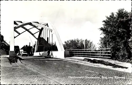 Ak Hardinxveld Giessendam Südholland, Brug over Rijksweg