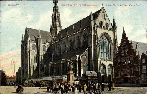 Ak Haarlem Nordholland Niederlande, Groote Bavo Kerk met monument