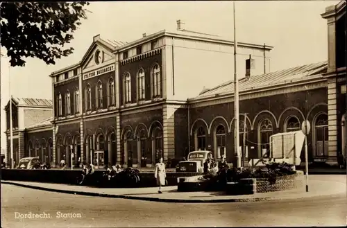 Ak Dordrecht Südholland Niederlande, Station, Bahnhof