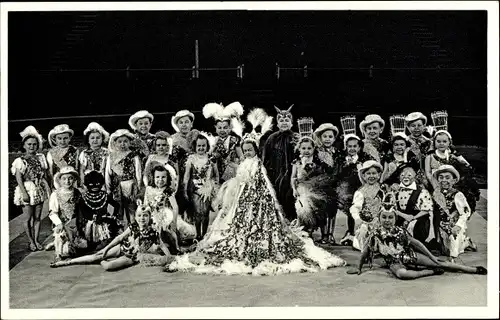 Ak C.H. Schäfers, Zirkus Stadt Liliput, Liliputaner, München Solln, Memlingstr. 11