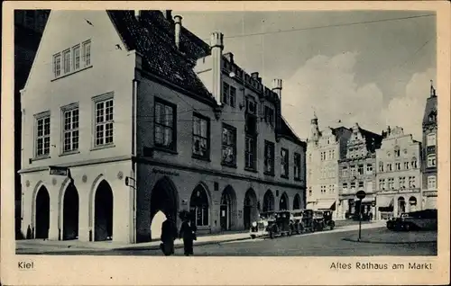 Ak Kiel in Schleswig Holstein, Altes Rathaus am Markt