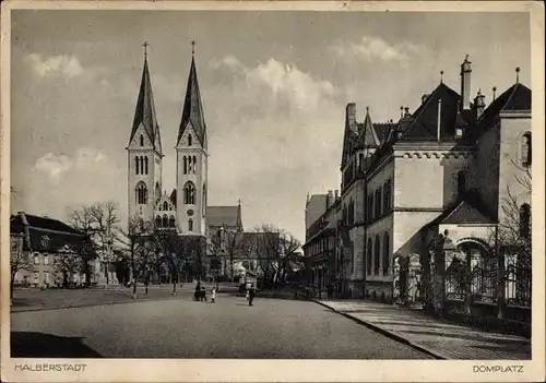 Ak Halberstadt in Sachsen Anhalt, Domplatz