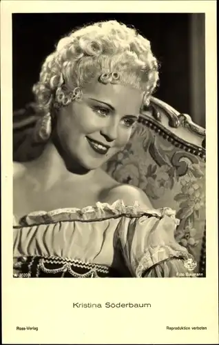 Ak Schauspielerin Kristina Söderbaum mit Perücke