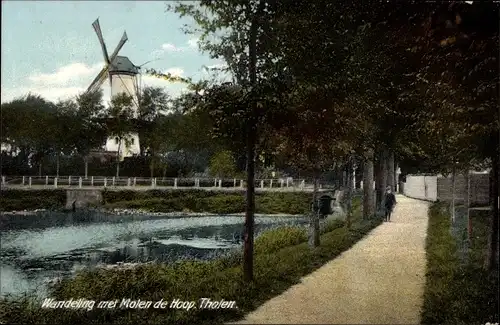 Ak Tholen Zeeland Niederlande, Wandeling met Molen de Hoop