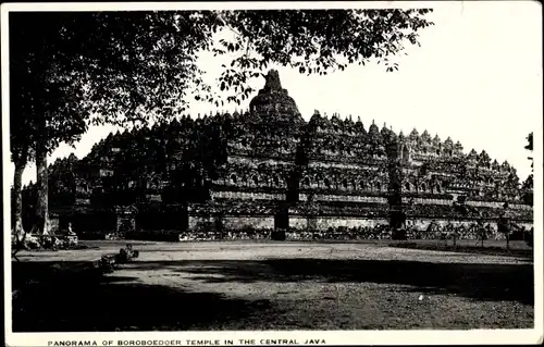 Ak Java Indonesien, Panorama of Boroboedoer Temple in the Central Java