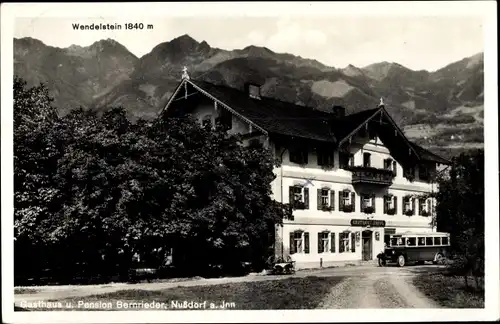 Ak Nußdorf am Inn Oberbayern, Gasthaus und Pension Bernrieder, zum Sappl, Autobus