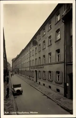 Ak Ludwigsvorstadt Isarvorstadt München, Kath. Zentral Gesellenhaus, Schommerstraße 2