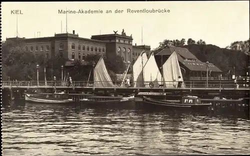 Ak Kiel, Marine Akademie, Reventloubrücke