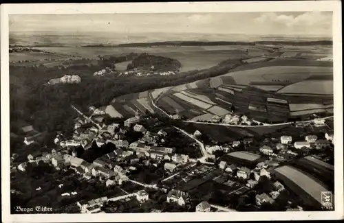 Ak Berga an der Elster Thüringen, Panorama, Fliegeraufnahme