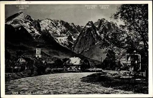 Ak Garmisch Partenkirchen in Oberbayern, Loisach, Blick auf Alpspitze, Zugspitze und Waxenstein